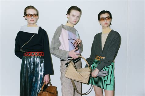 Vintage Style LOEWE